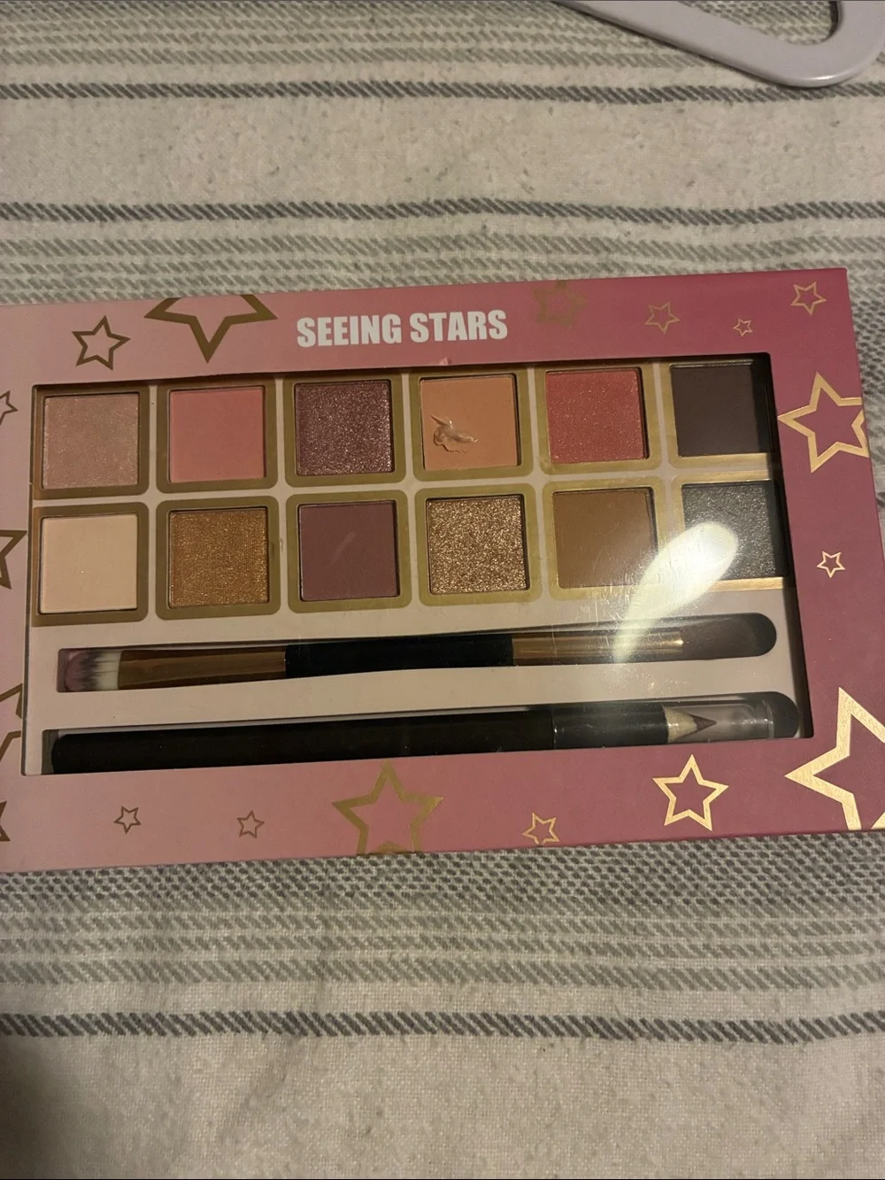 Seeing Stars Eyeshadow Palette - Pink and Gold Shades